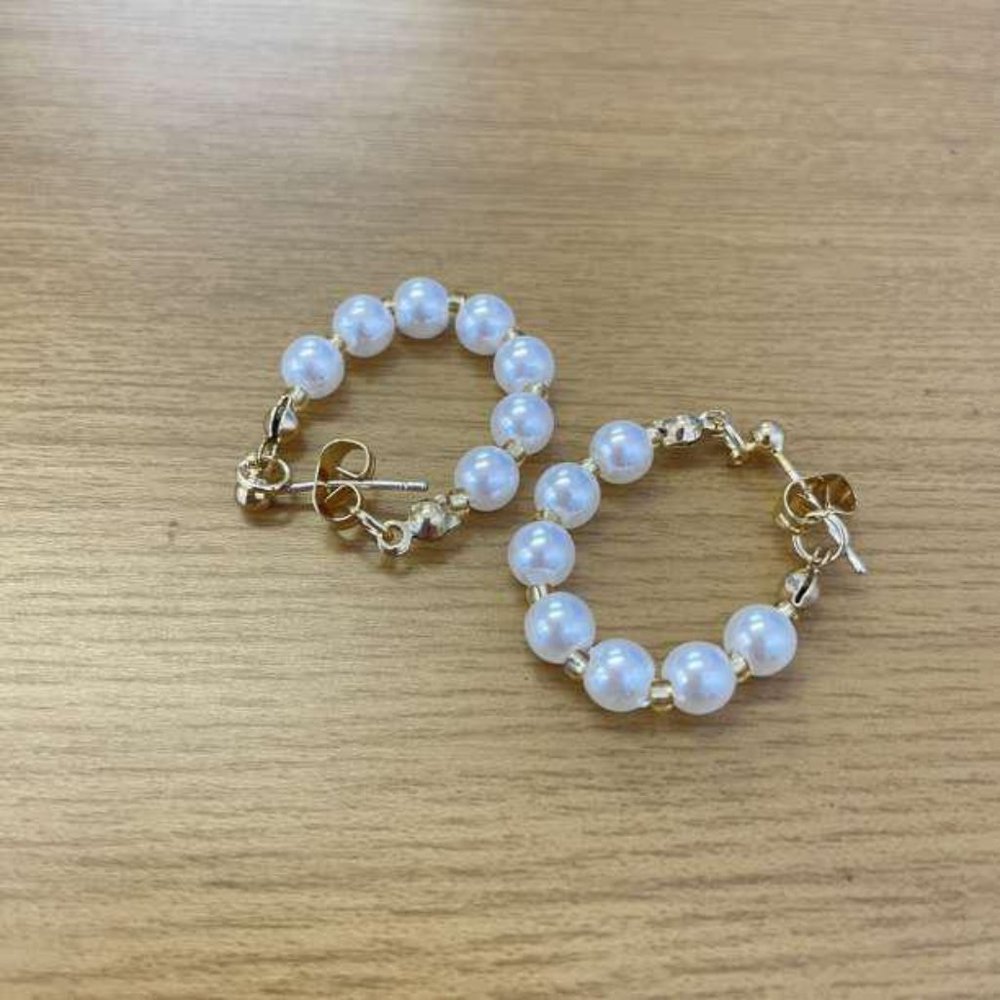 female earrings
